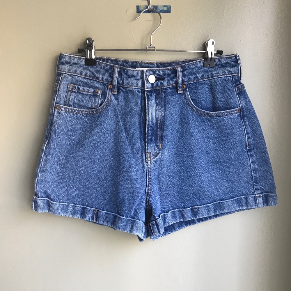 PacSun Mom Shorts Size: 28